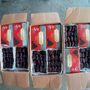 selling the best quality persian dates