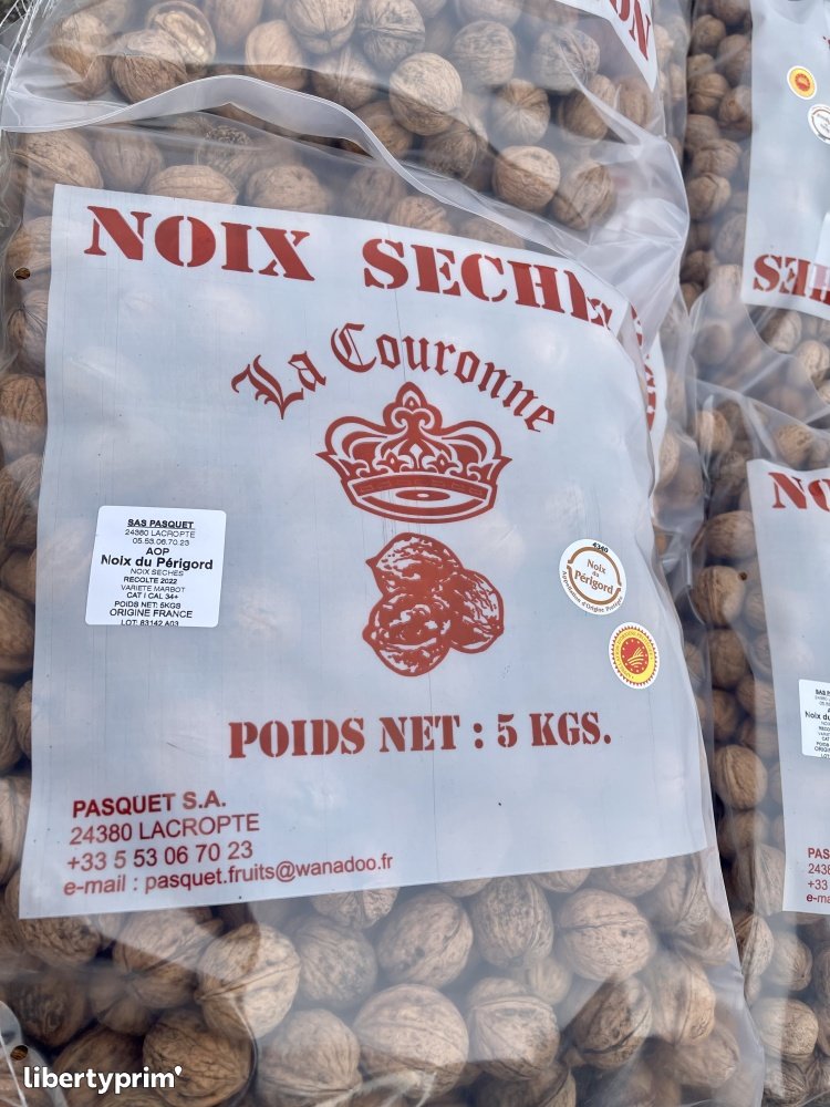 Dried Walnut Marbot Extra France Import & Export - Sas Pasquet | Libertyprim